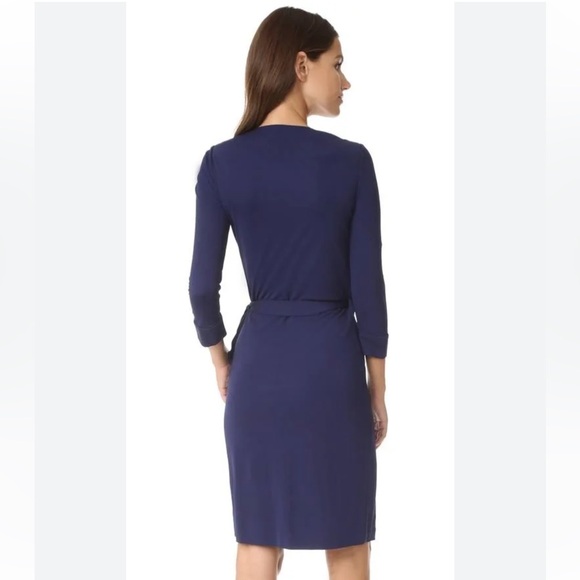 Diane Von Furstenberg new Julian two Blue wrap 3/4 cuff sleeve 4 rayon Dress - Picture 2 of 16